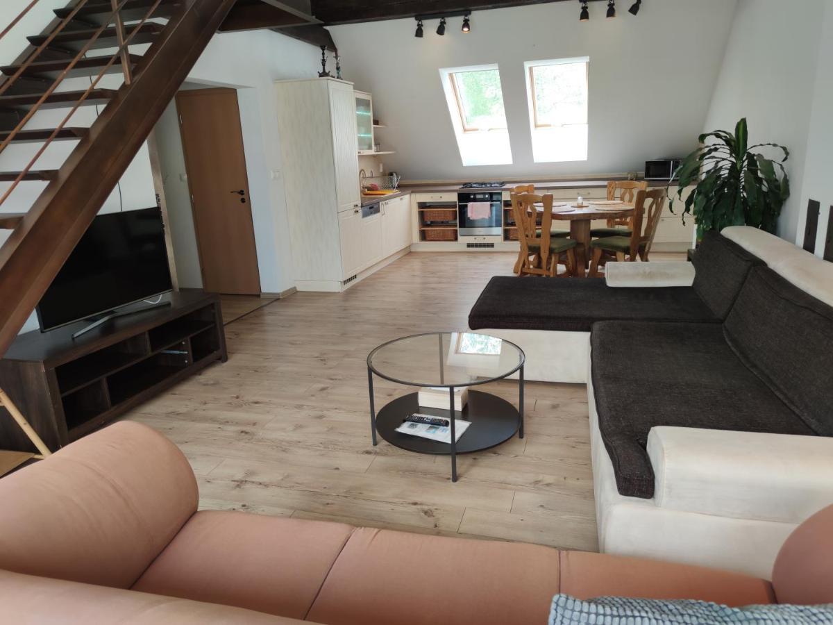 Attic Parkview Apartment Piest'any Dış mekan fotoğraf